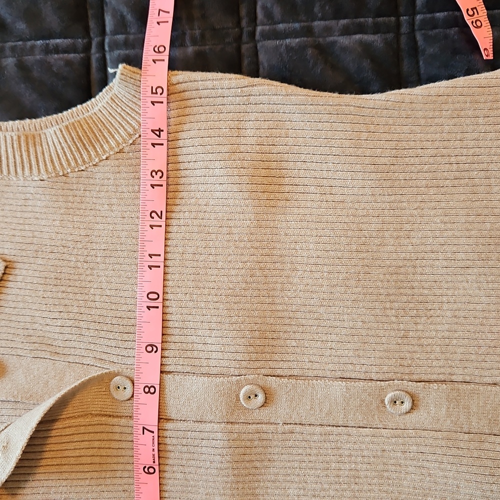 NWOT Gilli Tan Ribbed Button-Down Sweater Vest, L | Academia, Preppy, Knit Vest - Picture 7 of 9